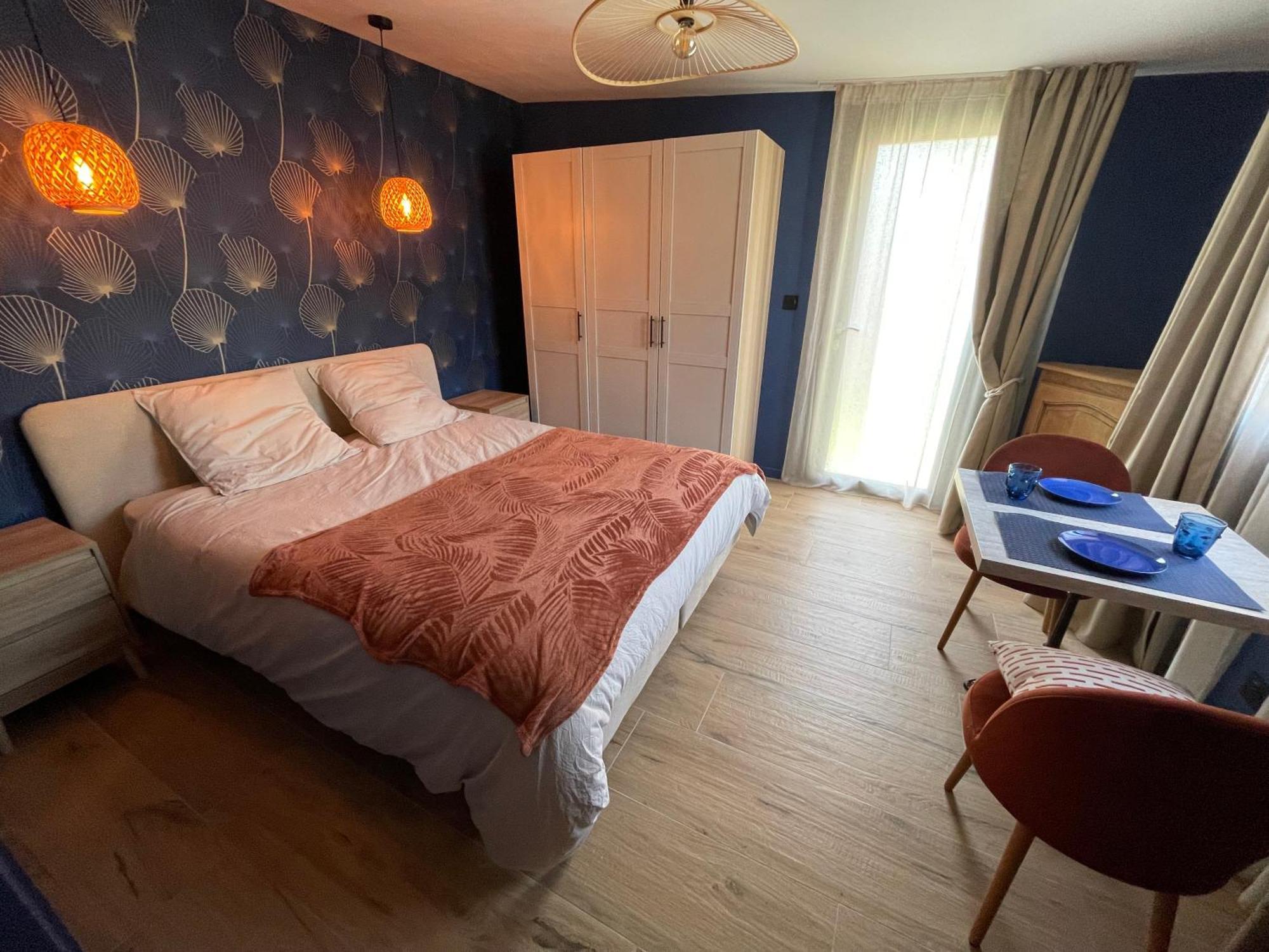 Nuit Bleutee Bed & Breakfast Saint-Malo Exterior photo